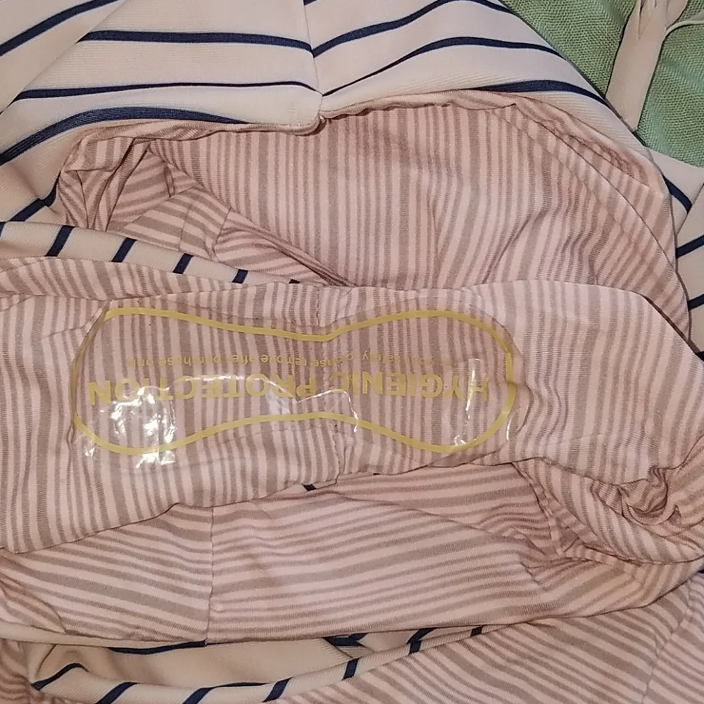 Acacia cape cod teahupoo onepiece M NWOT teahupo'o - Picture 10 of 12